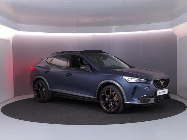 Cupra Formentor Copper Edition 245 pk | Schaalstoelen | SOH 93%| Panoramadak | Parkeersensoren (Park assist) | Achteruitrijcamera | Lederen bekleding | Stoelverwarming |