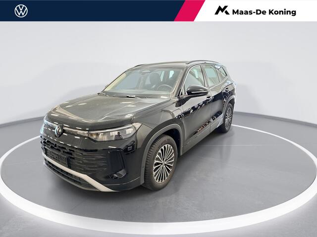 Volkswagen Tayron fe Edition · SOH 100% · Camera · Wegklapbare Trekhaak · Stoel-&Stuurverwarming · Dodehoek Detectie · 18'' Inch ·