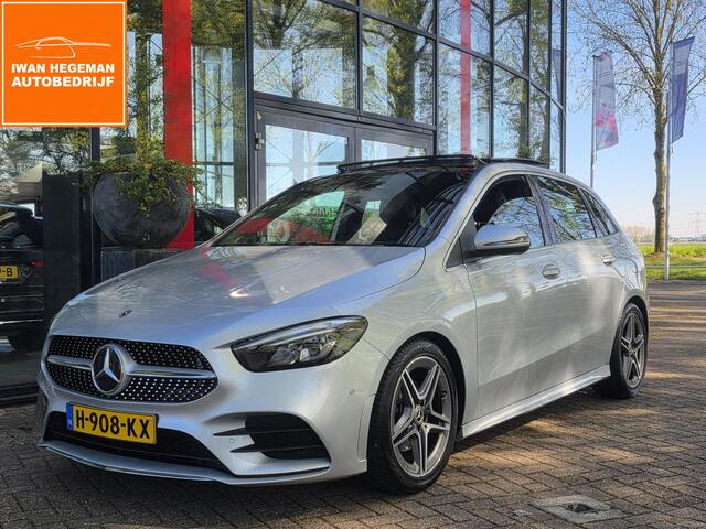 Mercedes-Benz B-Klasse AMG AUTOMAAT | Panodak | Afn. Trekhaak | Navigatie | Climate Control | Cruise Control | Licht metalen velgen