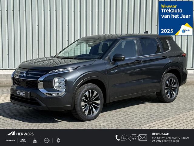 Mitsubishi Outlander ?4000,- Voordeel op nieuwprijs! / Direct leverbaar! / Achteruitrijcamera / Navigatie / 18" lichtmetalen velgen / Adaptive Cruise Control /