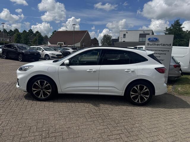 Ford Kuga ST-Line X | SCI | 225pk | Adaptieve Cruise | Panoramadak | Winterpack | Head up Display | Rode Remklauwen | 19 inch velgen