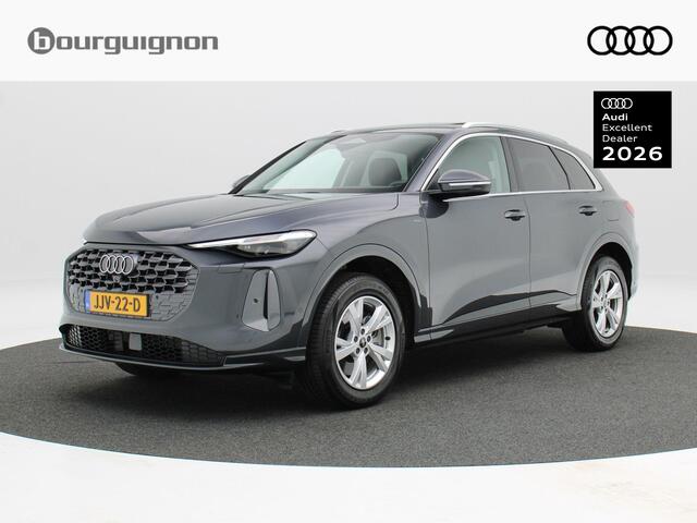 Audi Q5 i e-hybrid quattro 300 Pk Advanced edition | Stoelverwarming | Camera | Panorama dak | Adaptive Cruise | CarPlay | Trekhaak | 18 Inch | 3.289 Km !!