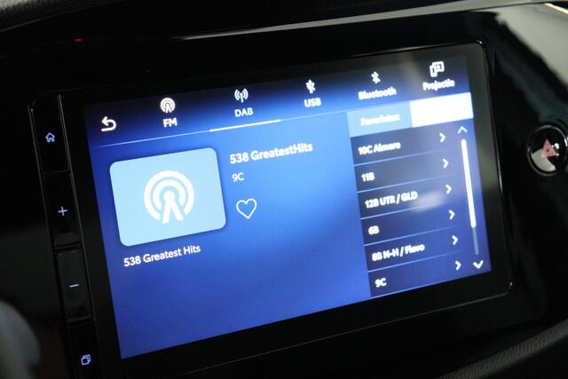 Toyota Aygo MT Play Apple Carplay, Android auto, Parkeercamera