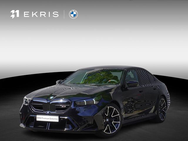 BMW M5 Bowers & Wilkins Surround Sound System | Glazen panoramadak | Driving Assistant Professional | M Driver's Pack | Comfort Access | Stuurwielrand verwarmd