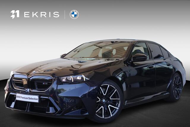 BMW M5 e | Driving Assistant Professional | Parking Assistant Professional | elektrisch verstelbare stoel(en) met geheugen | Trekhaak | Panoramadak |  Bowers & Wilkins