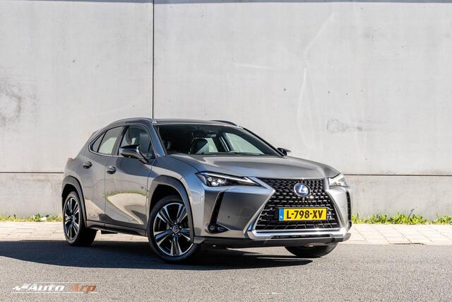 Lexus UX cutive Line
