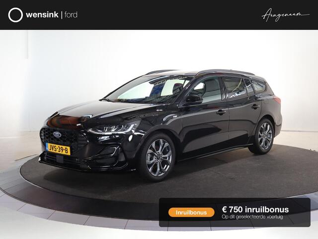 Ford Focus EcoBoost Hybrid ST Line | Elekt. Wegklapbare Trekhaak | Winterpakket | Cruise Control Adaptief | Parkeercamera | Head-Up | Navigatie |