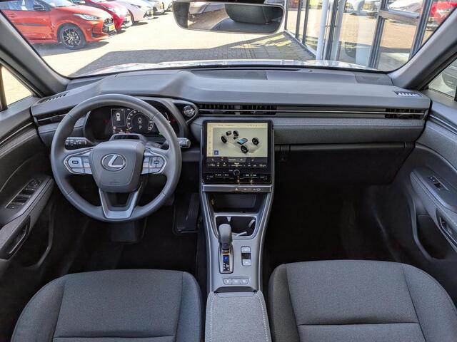 Lexus LBX
