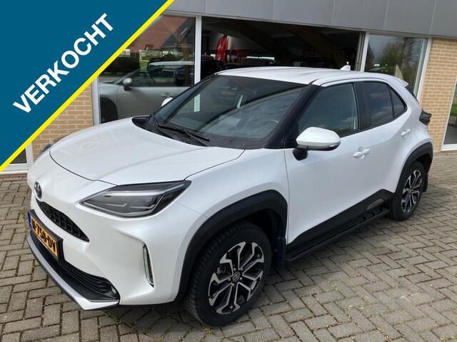 Toyota Yaris brid First Ed.
