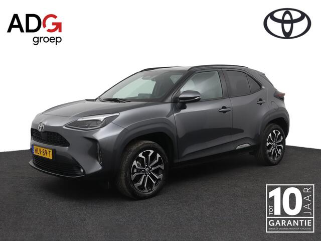 Toyota Yaris brid 115 First Edition | Comfort pack | Parkeersensoren | Stuur en stoel verwarming |