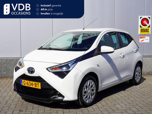 Toyota Aygo play ltd CarPlay | NAP | Camera | Led | Airco