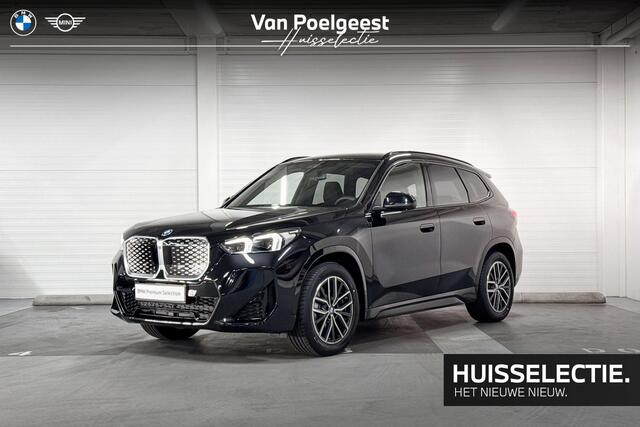 BMW iX1 0 | M Sportpakket | Premium Pack | Comfort Pack | Driving Assistant | Harman/Kardon | Comfort Access | Huisselectie