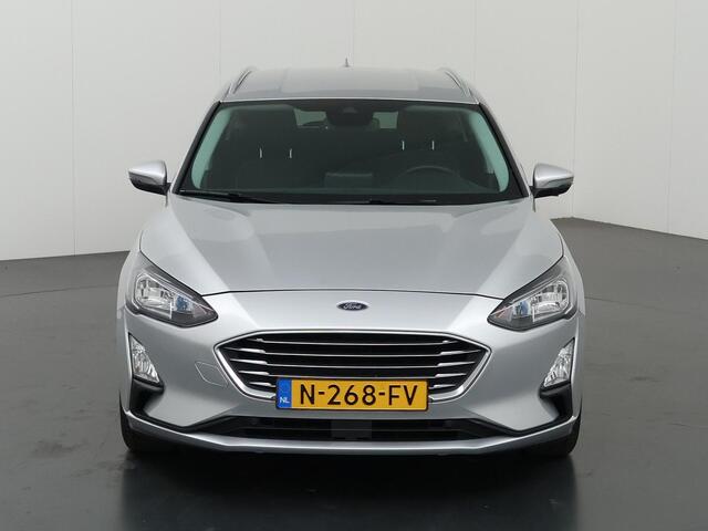 Ford Focus EcoBoost Hybrid Titanium X Business | Elekt. Wegklapbare Trekhaak | Cruise Control Adaptief | Parkeercamera | Elekt. Kofferklep |