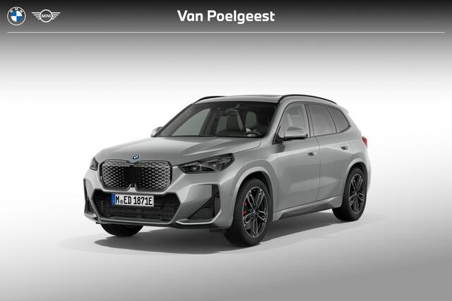 BMW iX1 0 67 kWh M Sport Edition | M Sportpakket Pro | Innovation Pack | Travel Pack | Trekhaak