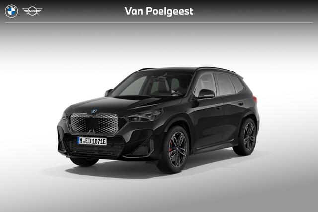 BMW iX1 0 67 kWh M Sport Edition | M Sportpakket Pro | Innovation Pack | Travel Pack | Trekhaak