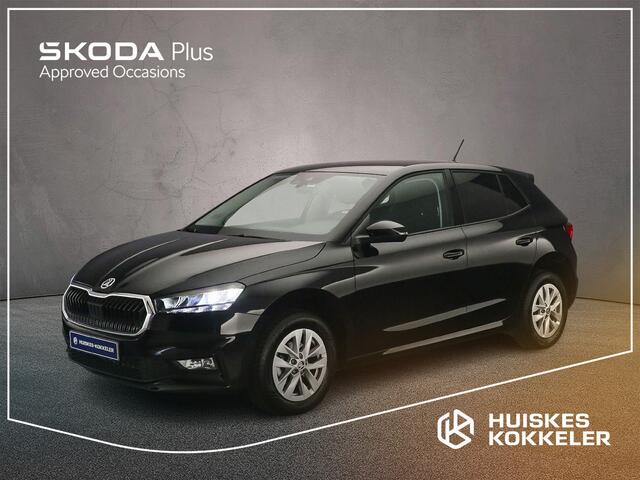 Skoda Fabia .0 TSI 95pk Trekhaak, Cruise control, Parkeersensor achter, App connect, LED koplampen, Airco, DAB, Radio, Bluetooth
