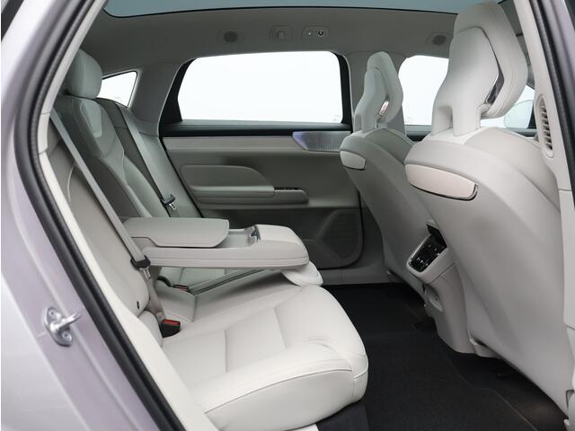 Volvo ES90