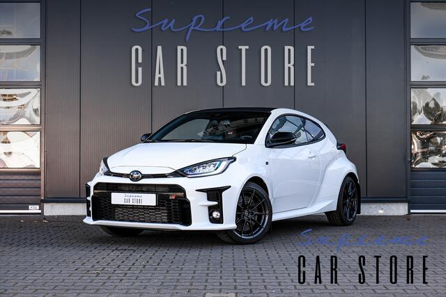 Toyota Yaris rmance | Pure White | 18 inch | Fabrieksgarantie!