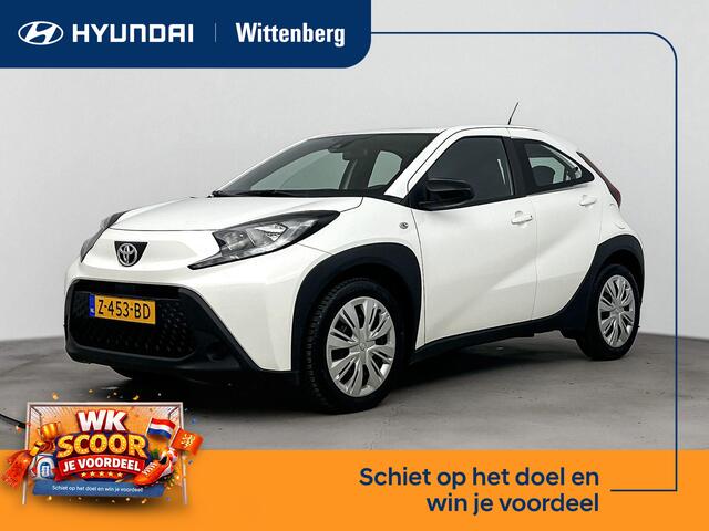 Toyota Aygo MT Play | Achteruitrij camera |  Apple Carplay/Android Auto | Adaptive cruise | Lane assist | Start/stop |