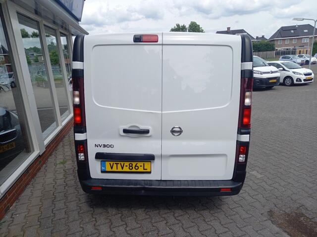 Nissan NV300