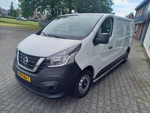 Nissan NV300
