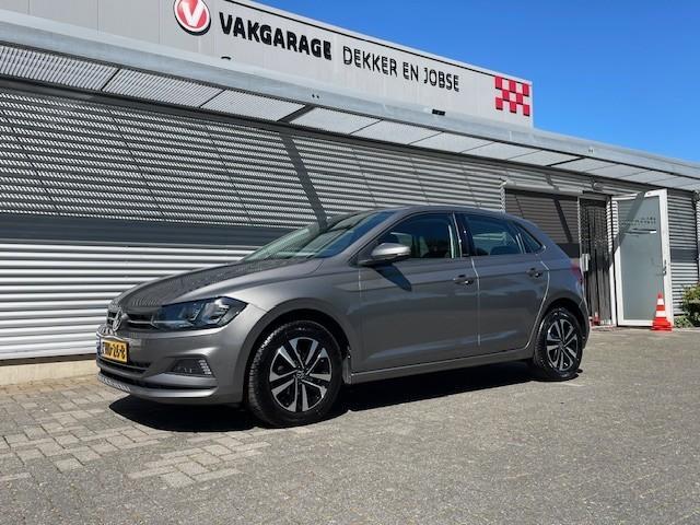 Volkswagen Polo line/Apple Carplay/Cruise