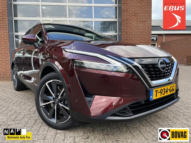 Nissan Qashqai kna Plus HUD / Trekhaak / Panoramadak / Stoel/Stuurverwarming