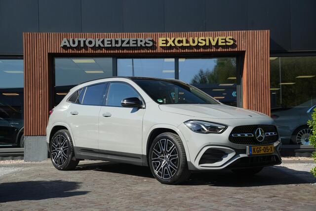Mercedes-Benz GLA-Klasse Adapt. Cruise AMG Pakket Ambient Wide Screen