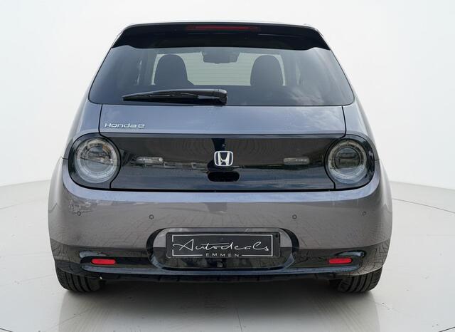 Honda e