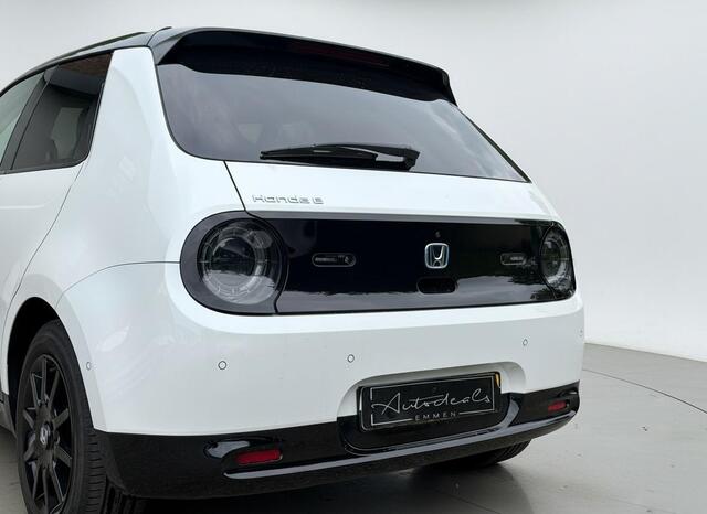 Honda e