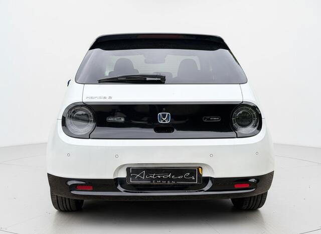 Honda e