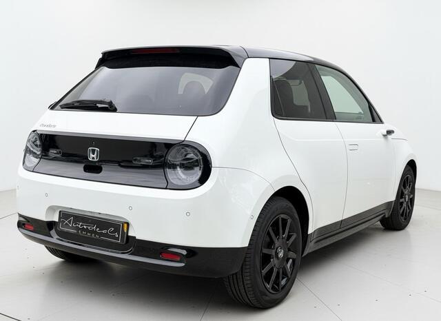 Honda e