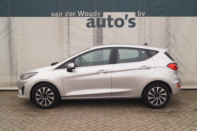Ford Fiesta t 124pk Hybrid Titanium -NAVI-PDC-
