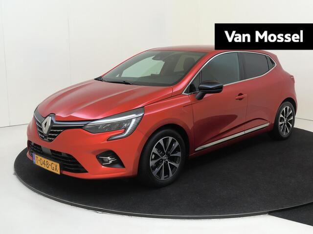 Renault Clio ybrid 145 PK Techno | Pack Advanced Safety | Pack Infotainment 9.3" | Pack Lightning | Apple Carplay/Android | cruise control | electronic climate control | lederen/stof bekleding | LED koplampen | lichtmetalen velgen 16" | navigatiesysteem |