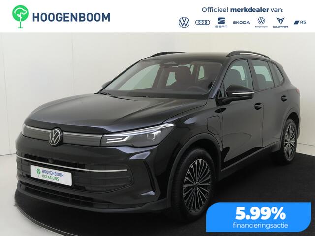 Volkswagen Tiguan Edition | SoH 98% | Trekhaak | 360 camera | Navigatie | Digital cockpit Pro | Stuur- en stoelverwarming | Adaptieve cruise control | Parkeerassistent |