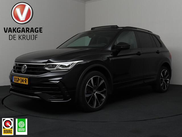 Volkswagen Tiguan Line Business+ | Trekhaak | Panoramadak | ACC | IQ Light!