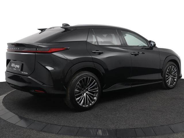Lexus RZ
