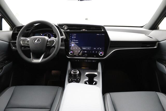 Lexus RZ