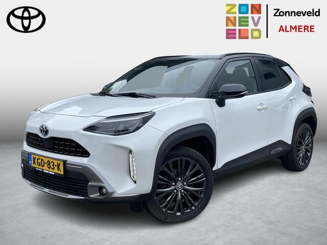 Toyota Yaris brid Adventure AWD Panoramadak