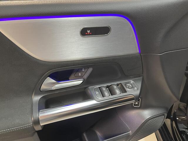 Mercedes-Benz B-Klasse n AMG Limited Night Pakket 18''/Sfeerverlichting/DAB/PDC v+a/Stoelverwarming/Climate/Apple Carplay & Android Auto