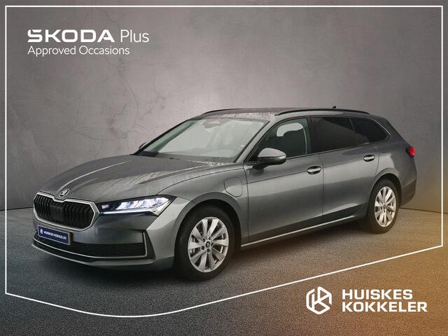 Skoda Superb n 1.5 TSI PHEV 204pk DSG Automaat Trekhaak, Adaptive cruise control, Navigatie, Achteruitrijcamera, Parkeersensoren, LED koplampen