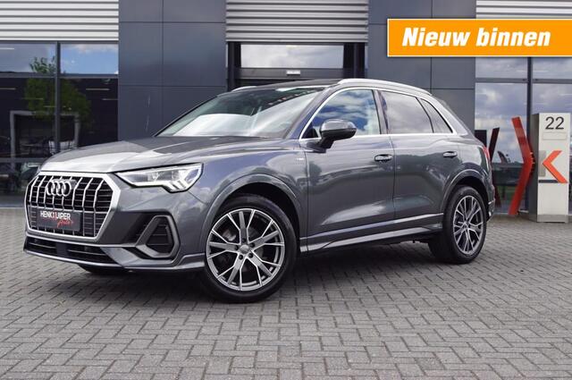 Audi Q3 S Line / Panodak / Trekhaak wegklb./ Navi / Camera / 19 Inch LM / Key-less
