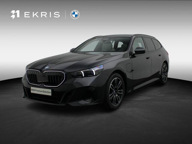 BMW 5 Serie e xDrive M Sportpakket Pro | Innovation Pack | Travel Pack | Comfort Pack | Trekhaak | Panoramadak | Driving Assistant Professional | Bowers & Wilkins | 19''