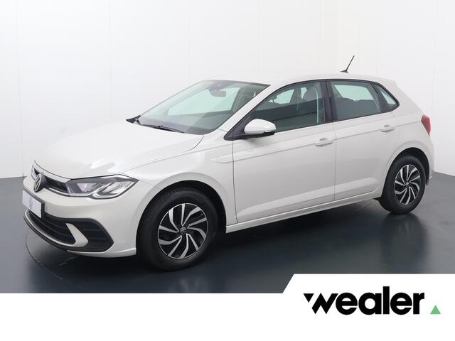 Volkswagen Polo 95 PK | Adaptive cruise control | Parkeersensoren | Apple Carplay/Android Auto |