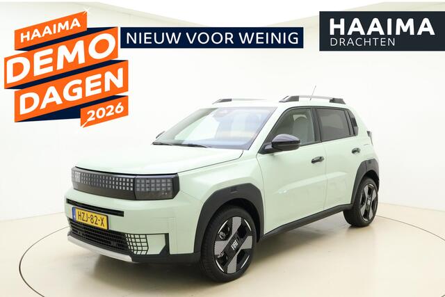 Fiat Panda Prima 11 kW 44 kWh | ¤4.000,- DEMO VOORDEEL! | Navigatie | Stoel & Stuurverwarming | Camera | Dakrails | Extra getint glas | Hoge instap | Nieuw model