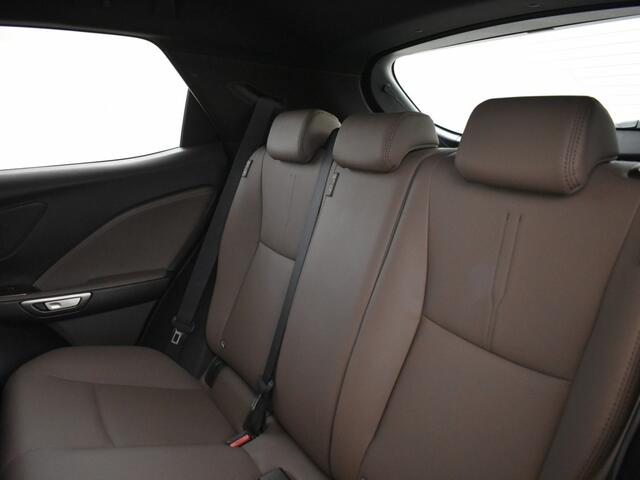 Lexus LBX