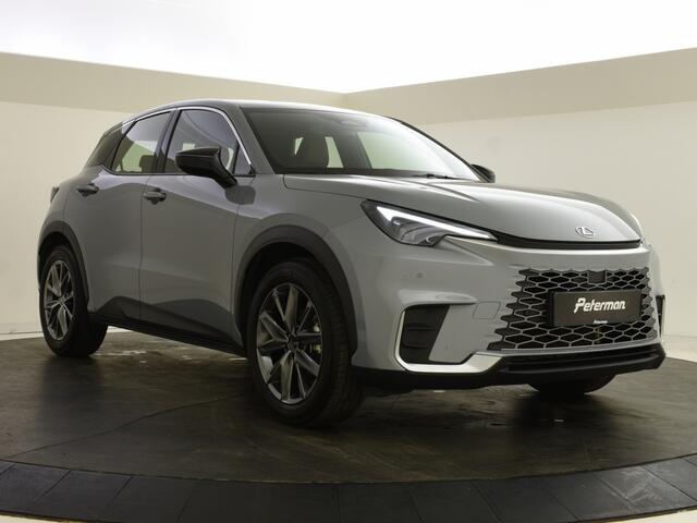 Lexus LBX