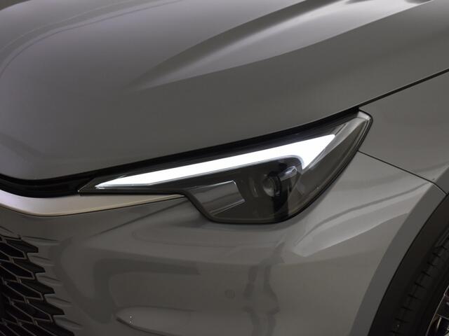 Lexus LBX