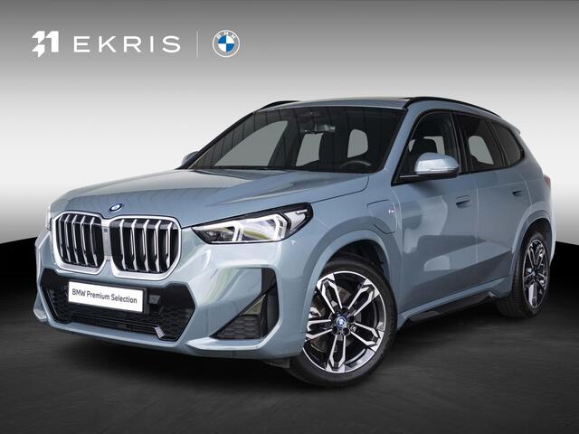 BMW X1 25e | M Sportpakket | Travel Pack | Comfort Access | Achteruitrijcamera | Panoramadak | Stoelverwarming | Trekhaak