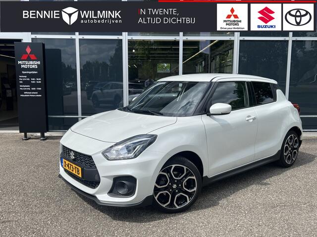 Suzuki Swift art Hybrid | Navi | Camera | 14483km